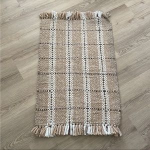 Pre Owned Neutral Woven Rug by Threshold by Studio McGee for Target